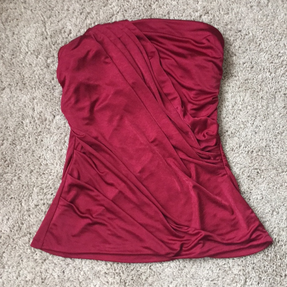 BNWT Silky red strapless Express top